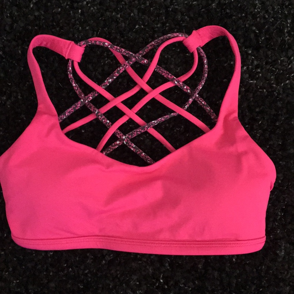 Lululemon sports bra